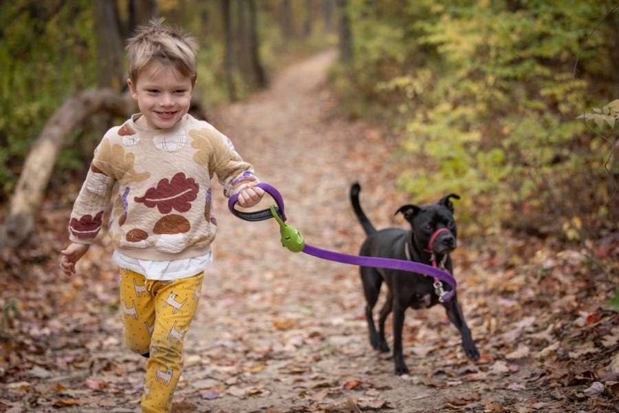 SC-boy with dog